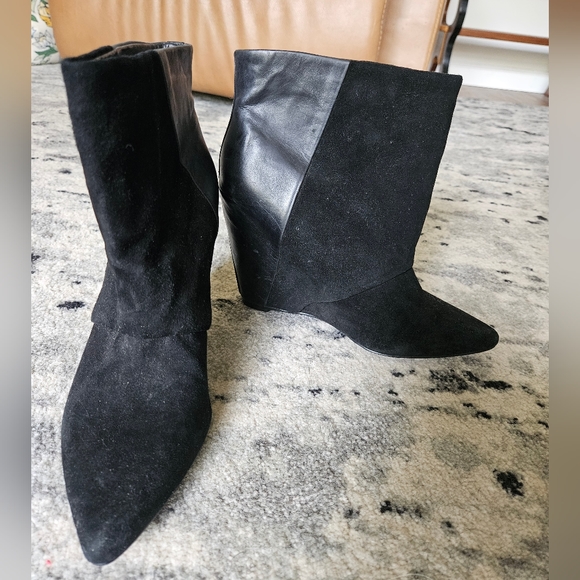 Sz 38 or sz 7.5 LEATHER Wedge Ankle Boot - Picture 1 of 10